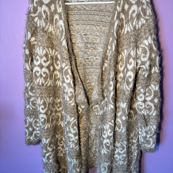Design History Patterned Cardigan - Picture 2 of 5